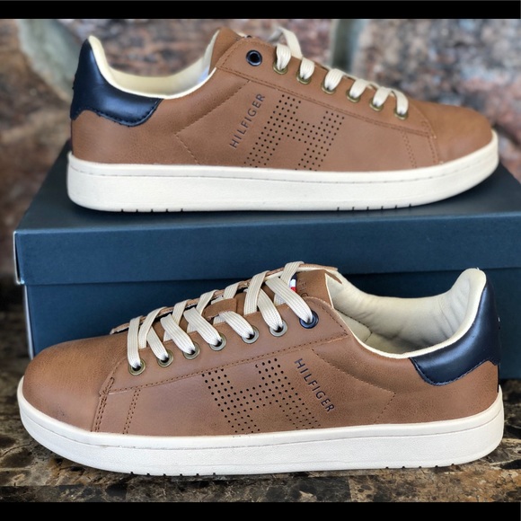 Tommy Hilfiger Men's Lutwin Sneakers - Picture 6 of 16